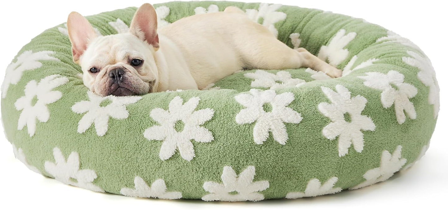 Dog bed or cat bed pet, high quality and will last long. Keeps pets comfortable and warm!